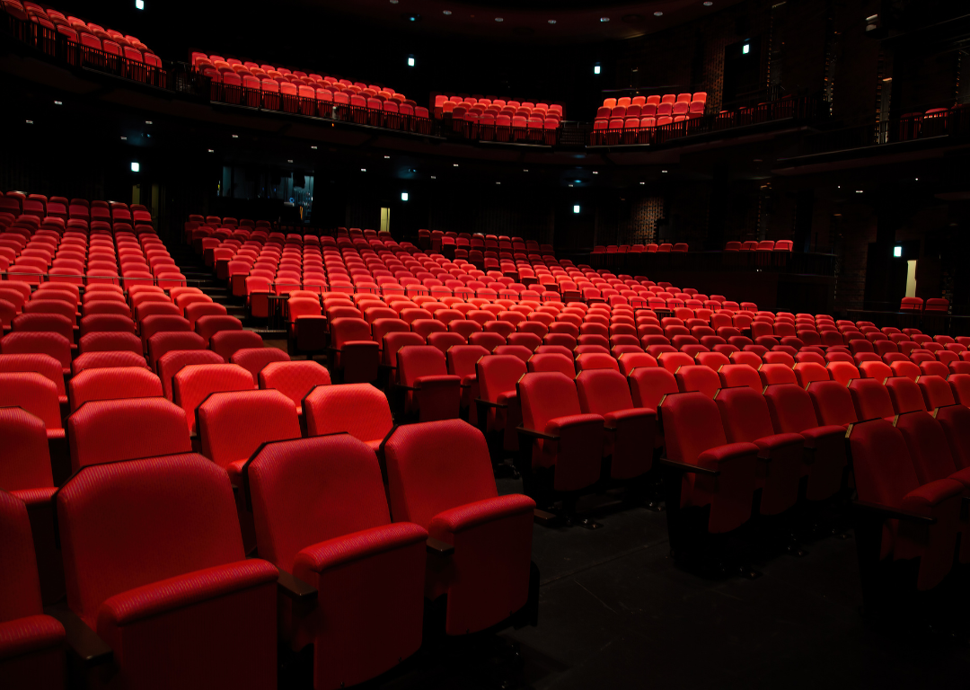 theater cleaning